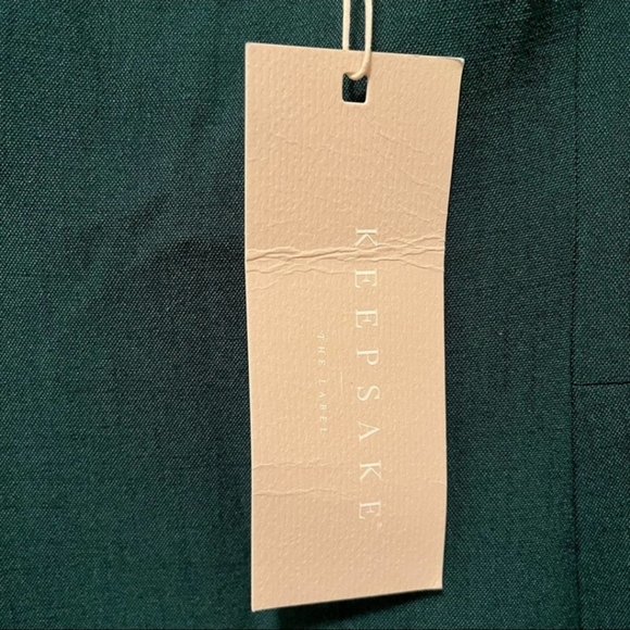 Keepsake - Picture 9 of 10